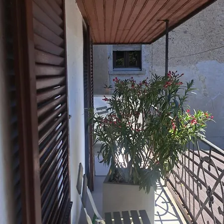Casa Bellavista Sant Abbondio 6577 Ranzo *