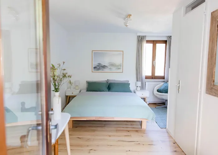 Casa Bellavista Sant Abbondio 6577 Ranzo B&B